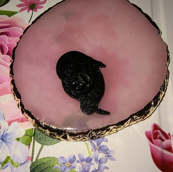 Pink and Gold Bird Kiwi Funny Black Women's Enamel Pin Jewelry - Picture 2 of 2